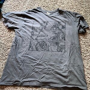 Grey tri square roses shirt